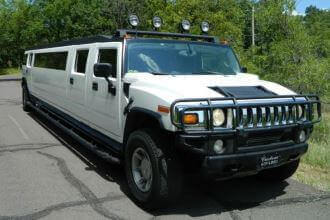 hummer limousine Apex