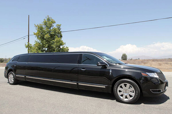 lincoln mkt limo Apex