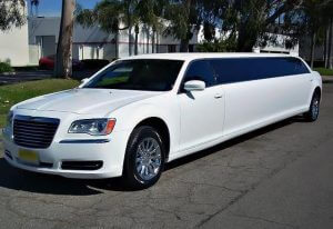 chrysler 300 limo rental
